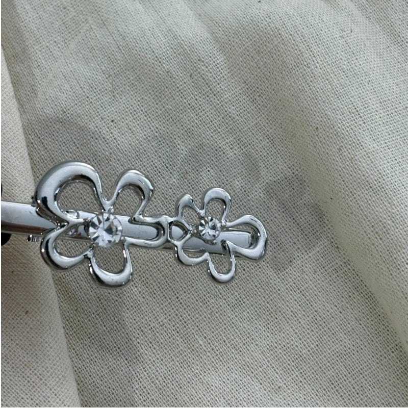 Flower Crystal Alligator clip B style