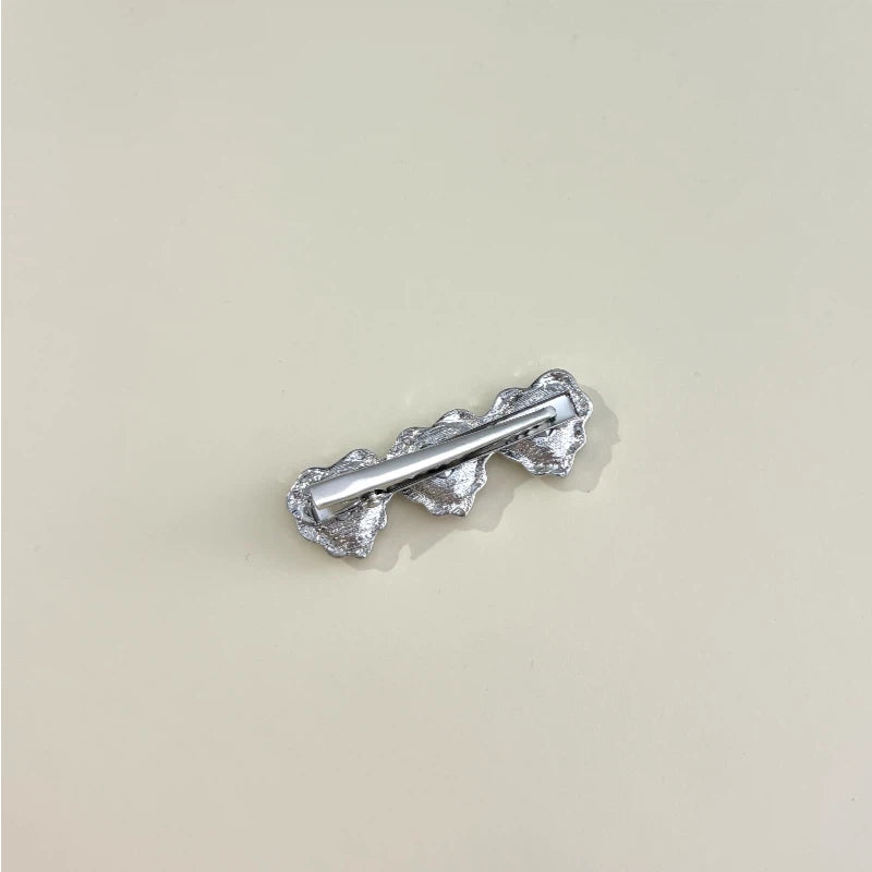 Love-shaped Alligator clip