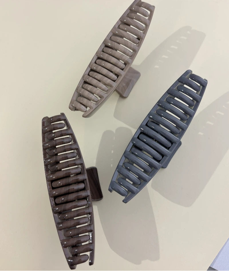 Water wave hair clip